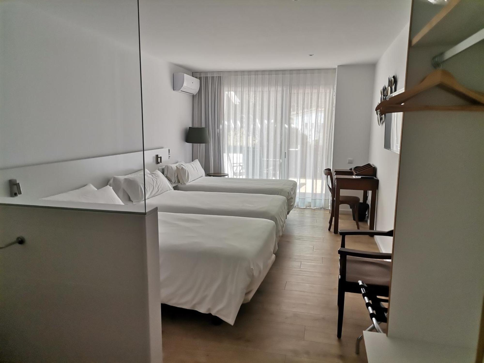 Hotel Hcp Calella De Palafrugell Bagian luar foto